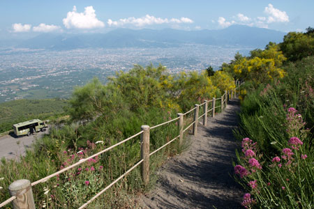 Sentiero Strada Matrone e piazzale quota 1000 Vesuvio (ph GianfrancoAdduci)