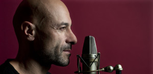 Alessio Bertallot con il dj set Fuori CsaBertallot al Festival 2014