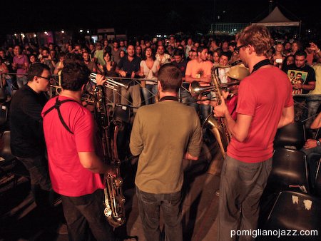 Giovanni Guidi and The Unknow Rebel Band, Pomigliano Jazz 2011 (foto 6)