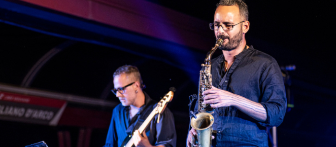 Riviviamo insieme il concerto di Luigi Di Nunzio alla Stazione della Circumvesuviana di Pomigliano D’Arco