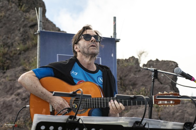 Al Di Meola Concerto al tramonto Pomigliano Jazz Festival 2025 Cratere Del Vesuvio Napoli
